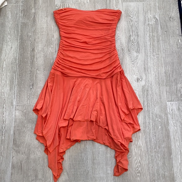 *SOLD*BCBG strapless dress in Coral - Picture 4 of 7